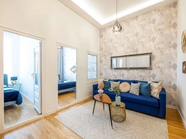 Eladó lakás Budapest VI. kerület 70 nm