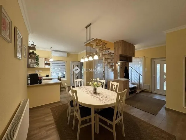 Eladó ház Dabas 180 nm