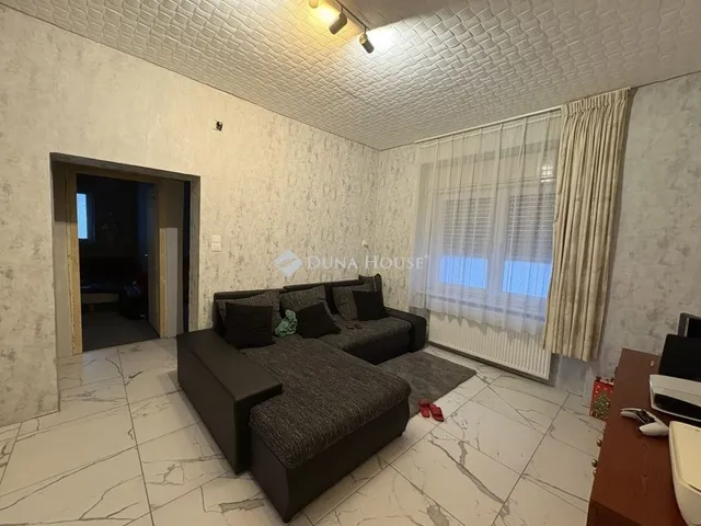 Eladó ház Kiskunlacháza 106 nm