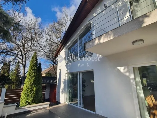 Eladó ház Biatorbágy 251 nm