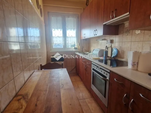 Eladó lakás Székesfehérvár 115 nm