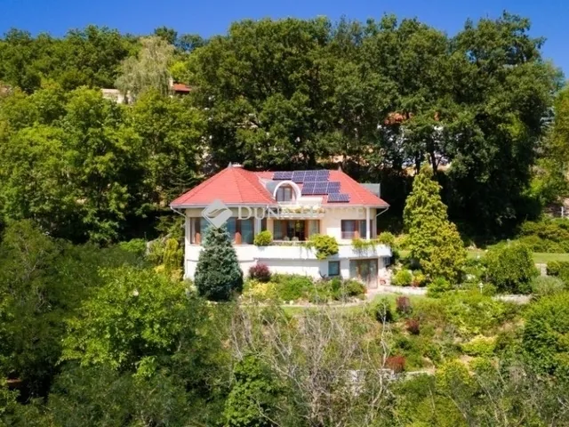 Eladó ház Piliscsaba 269 nm