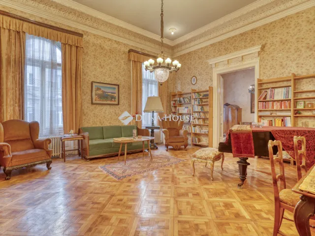 Eladó lakás Budapest VI. kerület 196 nm