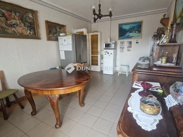 Eladó lakás Székesfehérvár 115 nm