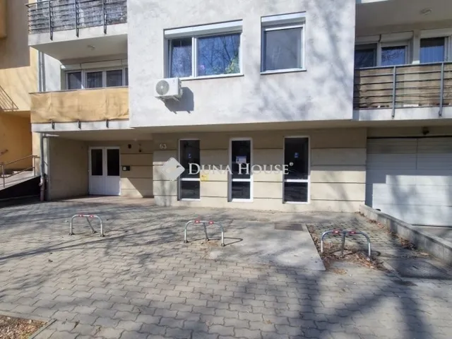 Eladó kereskedelmi és ipari ingatlan Budapest XI. kerület 64 nm