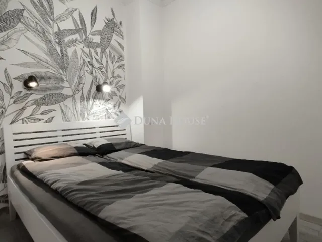 Eladó lakás Budapest VI. kerület 37 nm