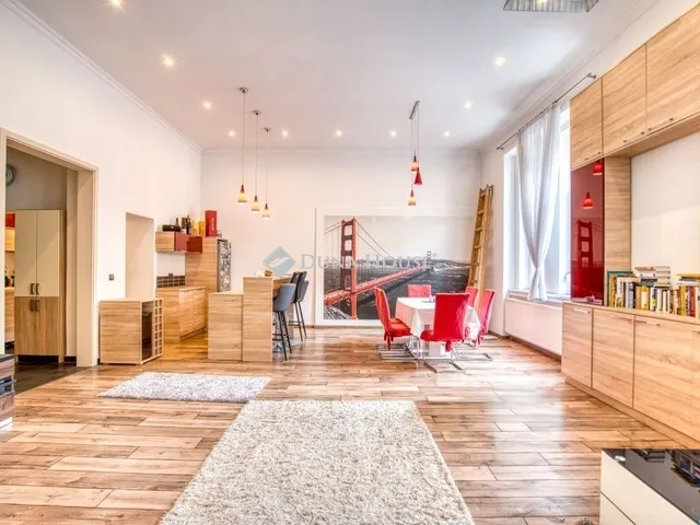 Eladó lakás Budapest VII. kerület 102 nm