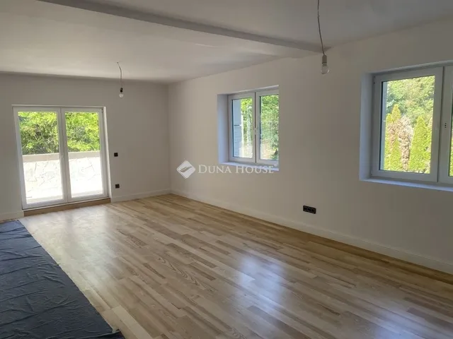 Eladó lakás Budapest II. kerület 101 nm