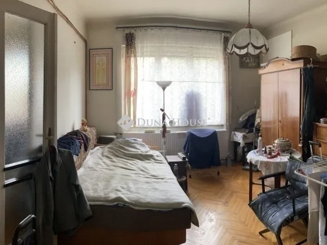 Eladó lakás Budapest II. kerület 84 nm