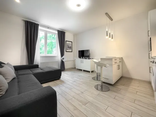 Eladó lakás Budapest VI. kerület 37 nm
