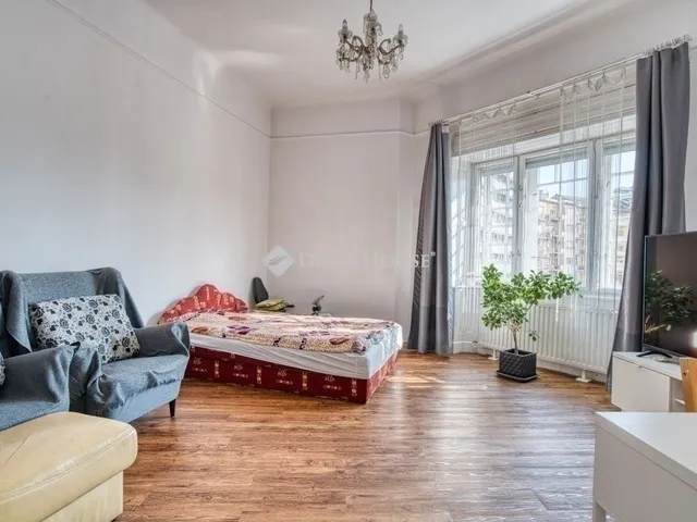 Eladó lakás Budapest XI. kerület 70 nm