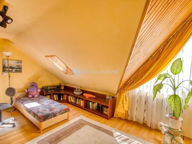 Eladó ház Budapest XVIII. kerület 216 nm