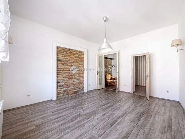 Eladó lakás Budapest I. kerület 68 nm
