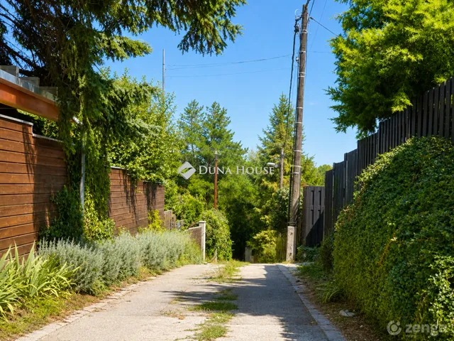 Eladó telek Szentendre 608 nm
