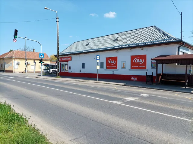 Eladó kereskedelmi és ipari ingatlan Mikepércs, Petőfi utca 189 nm