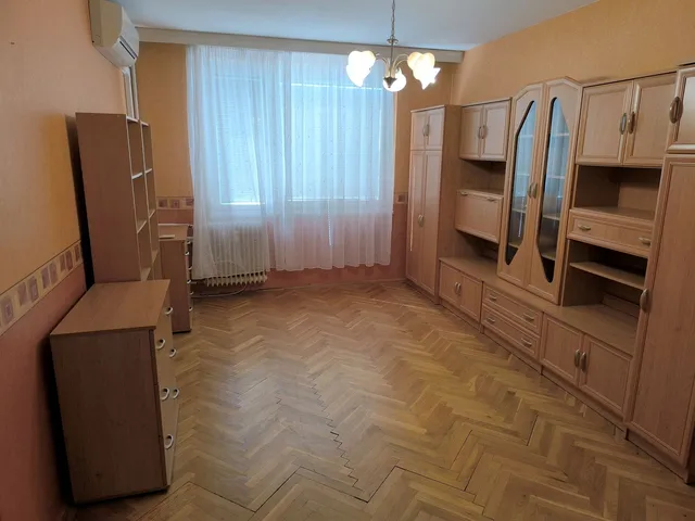 Eladó lakás Debrecen, Dobozi lakótelep, Karácsony György 53 nm