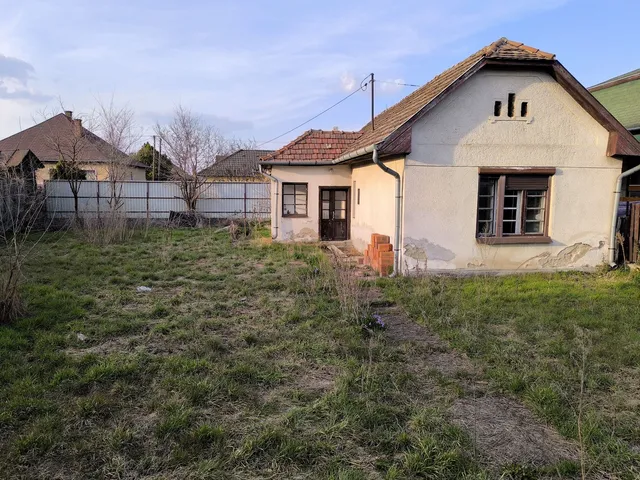 Eladó telek Debrecen, Gerébytelep 444 nm