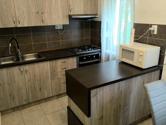 Eladó lakás Debrecen, Sámsonikert 36 nm