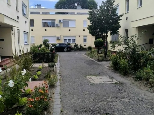 Eladó lakás Debrecen, Sámsonikert 36 nm