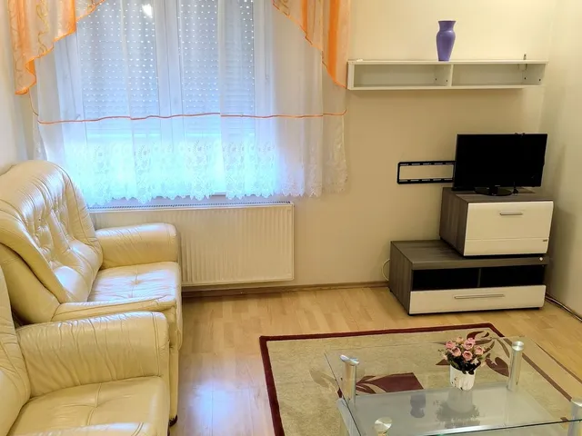 Eladó lakás Debrecen, Epreskert 56 nm