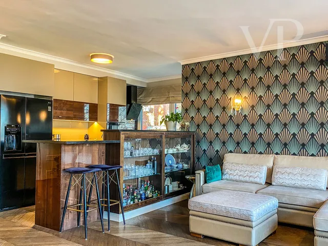 Eladó lakás Budapest XII. kerület, Mártonhegy 129 nm