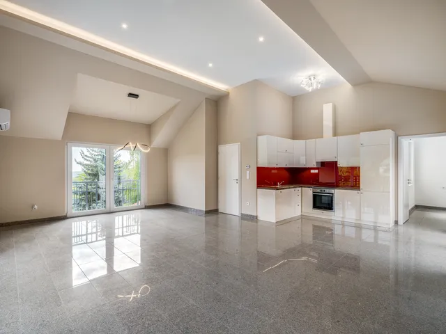 Eladó ház Budaörs, Frankhegy, Zengő 300 nm