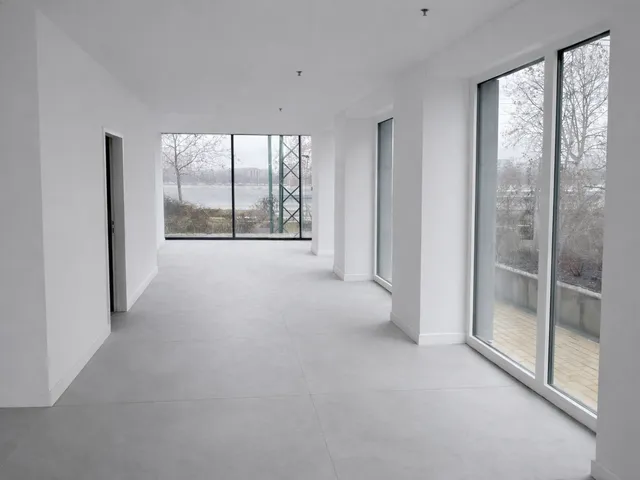 Kiadó kereskedelmi és ipari ingatlan Budapest IX. kerület, Rehabilitációs terület IX. ker. 239 nm