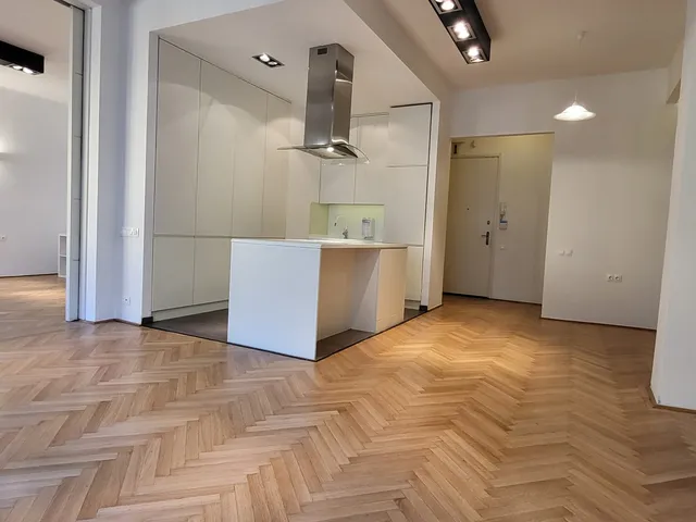 Kiadó lakás Budapest V. kerület, Lipótváros 133 nm