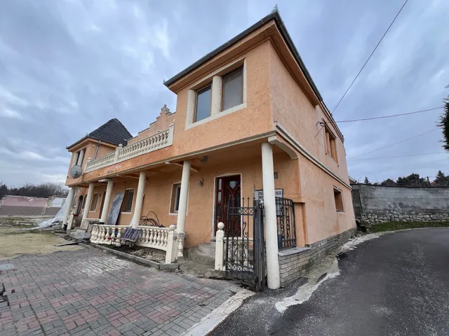 Eladó ház Balatonfüred, Vásártér utca 4 259 nm