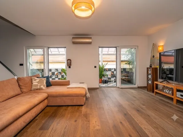 Eladó lakás Budapest I. kerület, Naphegy 115 nm