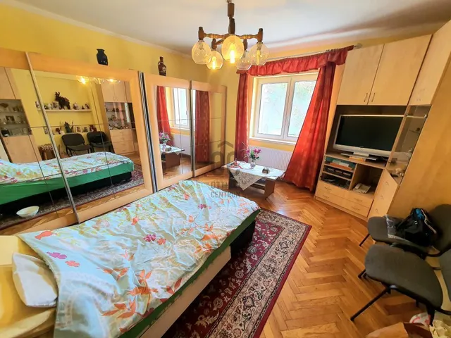 Eladó ház Budapest XVII. kerület, Rákoskert 150 nm