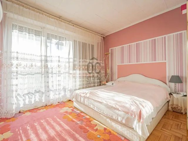 Eladó ház Budapest XXI. kerület, Csillagtelep 200 nm