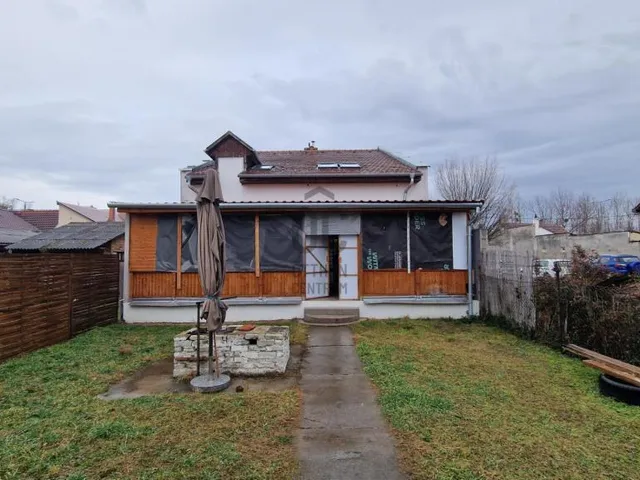 Eladó ház Budapest XXIII. kerület, Soroksár-Újtelep 232 nm