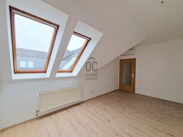 Eladó lakás Budapest XVIII. kerület, Ganzkertváros 162 nm