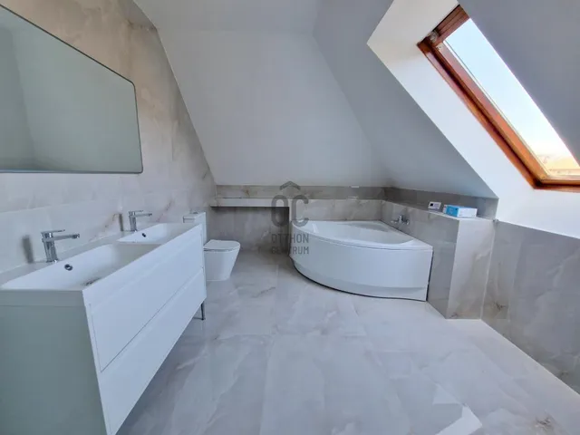 Eladó lakás Budapest XVIII. kerület, Ganzkertváros 162 nm