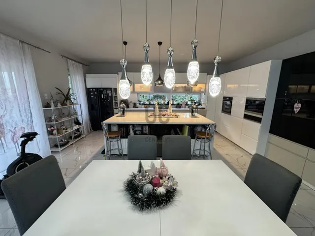 Eladó ház Budapest XXIII. kerület, Soroksár 315 nm