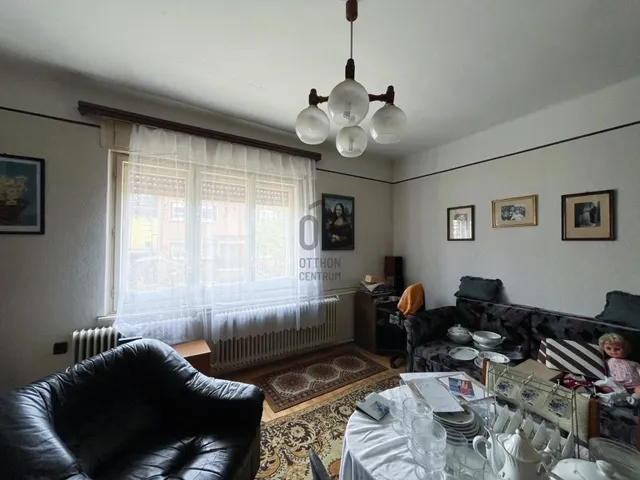 Eladó ház Budapest XVIII. kerület, Szemeretelep 100 nm