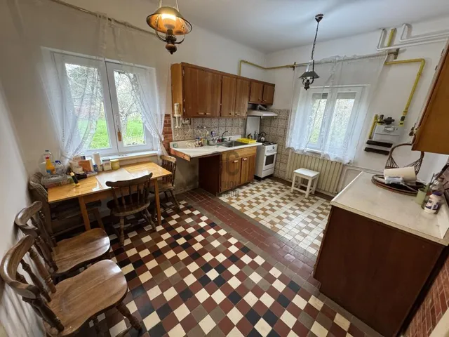 Eladó ház Budapest XVIII. kerület, Kossuth Ferenc-telep 150 nm