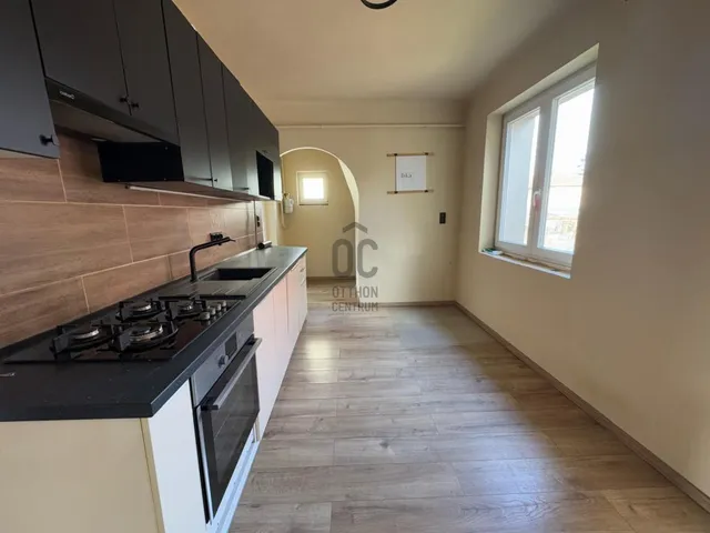 Eladó ház Budapest XVIII. kerület, Szemeretelep 120 nm