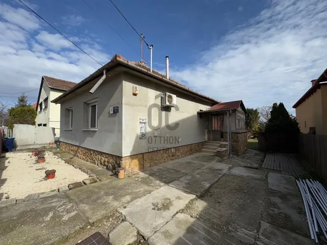 Eladó ház Budapest XVIII. kerület, Szemeretelep 120 nm