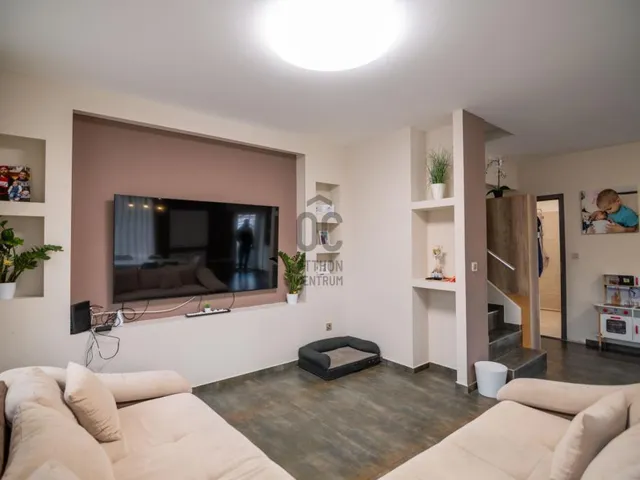 Eladó ház Budapest XVIII. kerület, Bélatelep 137 nm