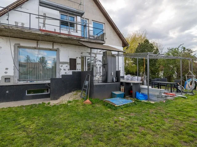 Eladó ház Budapest XVIII. kerület, Bélatelep 137 nm