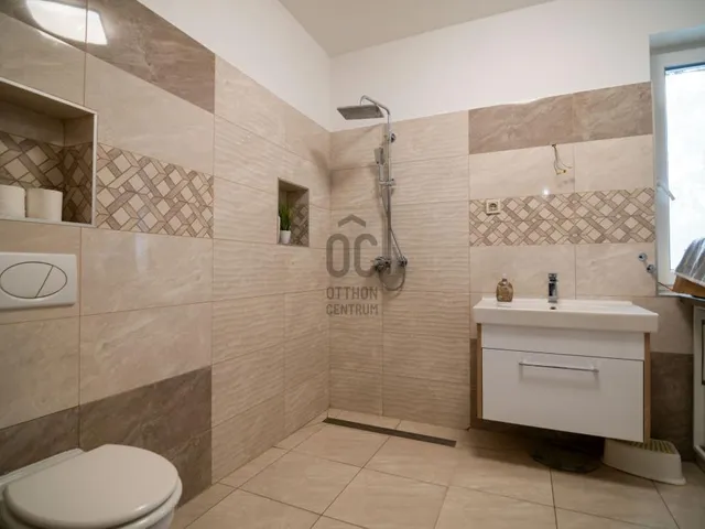 Eladó ház Budapest XVIII. kerület, Bélatelep 137 nm