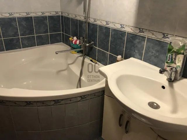 Eladó lakás Budapest X. kerület, Laposdűlő 59 nm