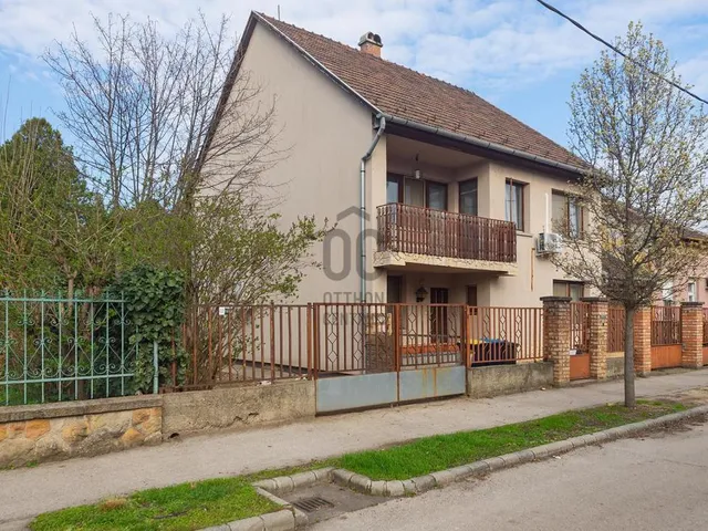 Eladó ház Budapest XVIII. kerület, Liptáktelep 160 nm