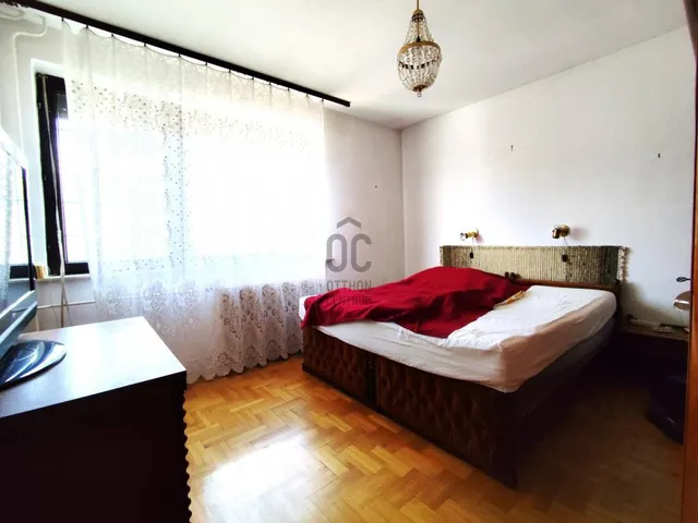 Eladó ház Budapest XXI. kerület, Királyerdő 194 nm