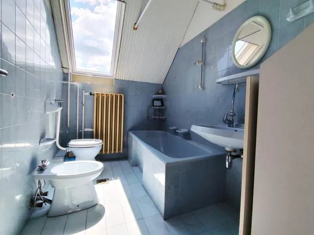 Eladó ház Budapest XXI. kerület, Királyerdő 194 nm