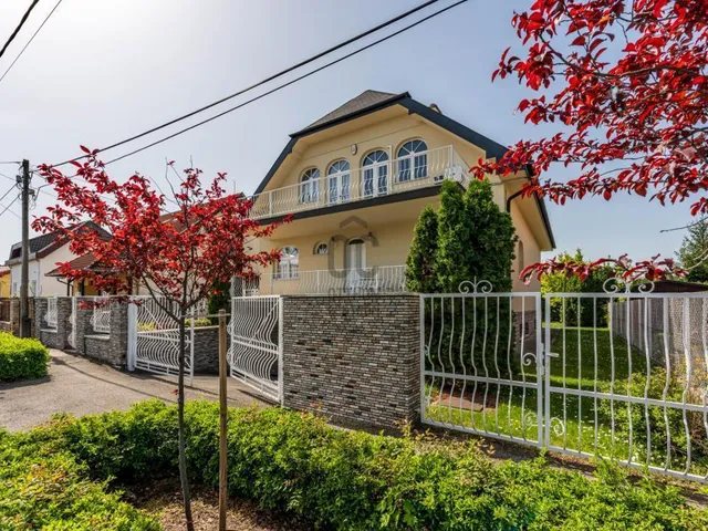 Eladó ház Budapest XX. kerület, Gubacsipuszta 340 nm