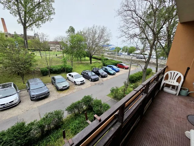 Eladó lakás Budapest XX. kerület, Pacsirtatelep 68 nm
