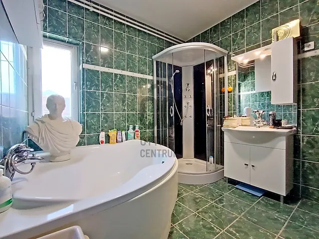 Eladó ház Budapest XX. kerület, Pesterzsébet 195 nm